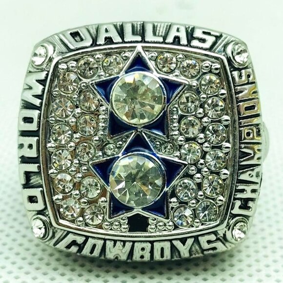 Dallas Cowboys Championship Ring... Fast shipped from USA - Picture 2 of 4